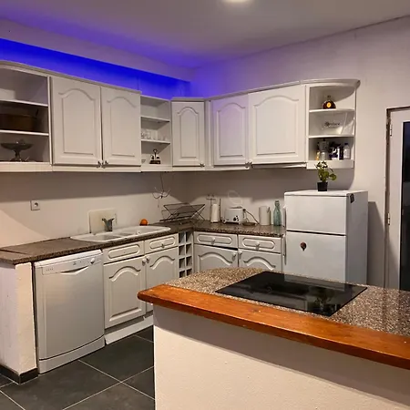 Alojamento de Turismo Selvagem Casa Lourenco *