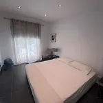 אכסניה Casa Lourenco סילבס
